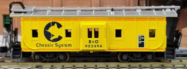 Con-Cor 902494 N Scale Baltimore & Ohio Chessie System Caboose