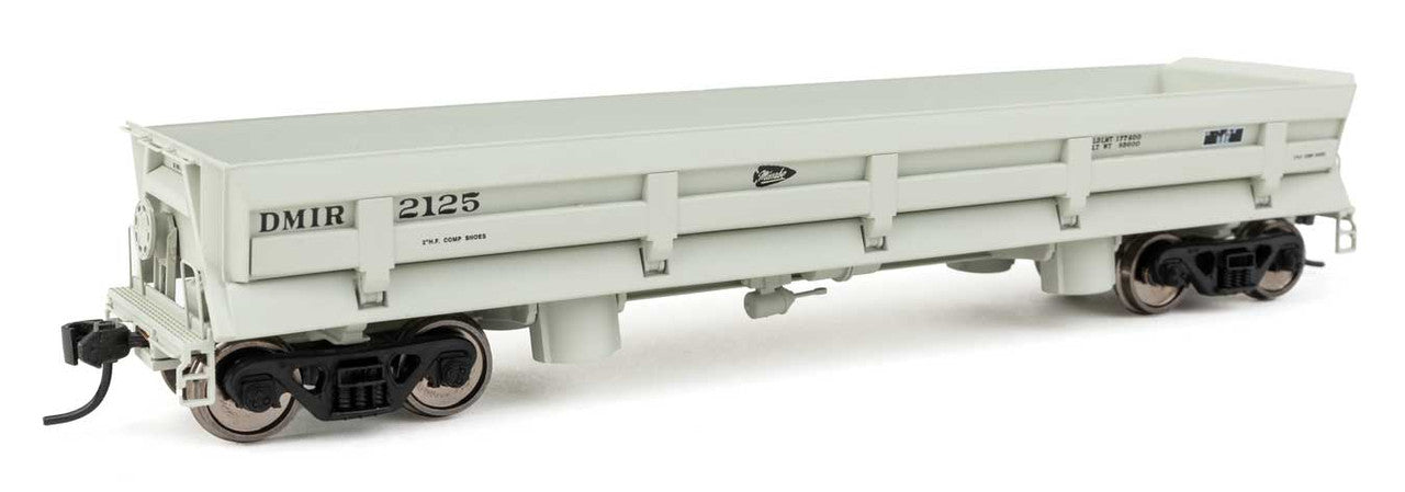 Walthers 920-110066 HO DM&IR RTR 45' Difco Dump Car #2125
