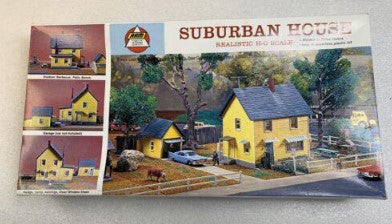 AHM 5854:398 HO Suburban House Building Kit