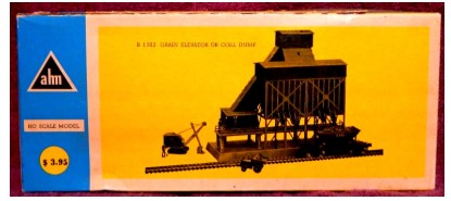AHM B1302 HO Scale Grain Elevator Coal Dump Building Kit