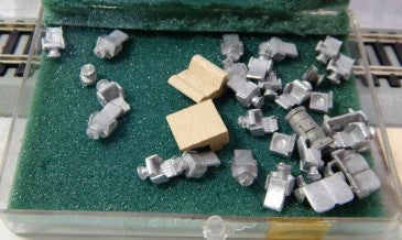 Walthers 933-727 HO Scale Interior LaBelle Parlor Set