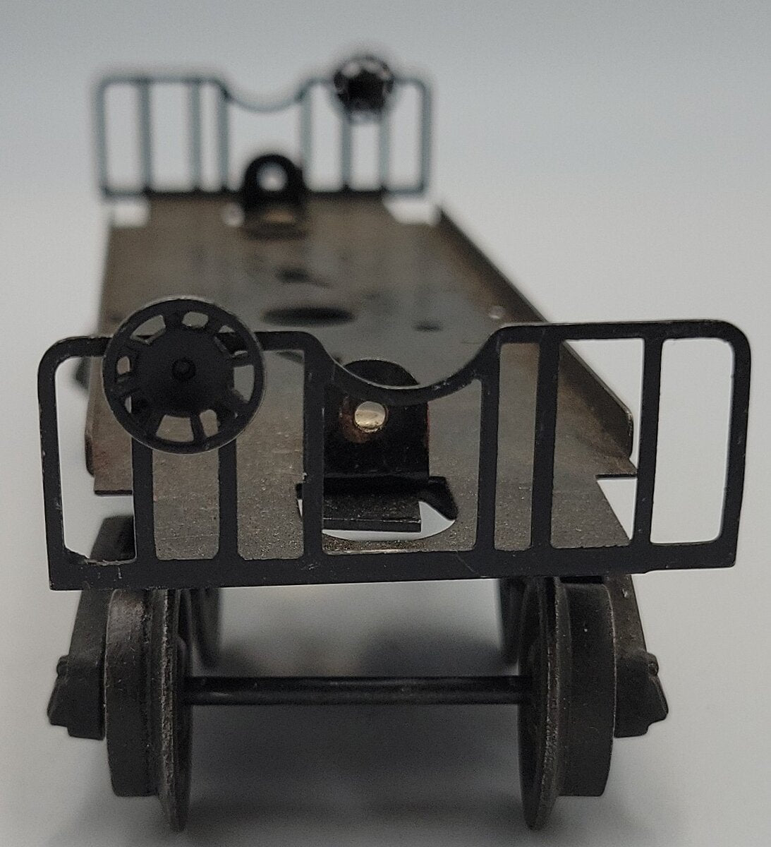 Lionel 6257-11 O Gauge Caboose Frame with Operating Coupler Truck