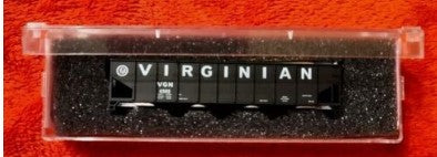 Roundhouse 8608 N Scale Virginian 40' 3-Bay Ribbed Side Hopper #4900