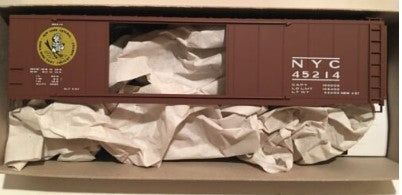 Accurail 3347 HO NYC 50' AAR Double Door Boxcar #45214 Kit