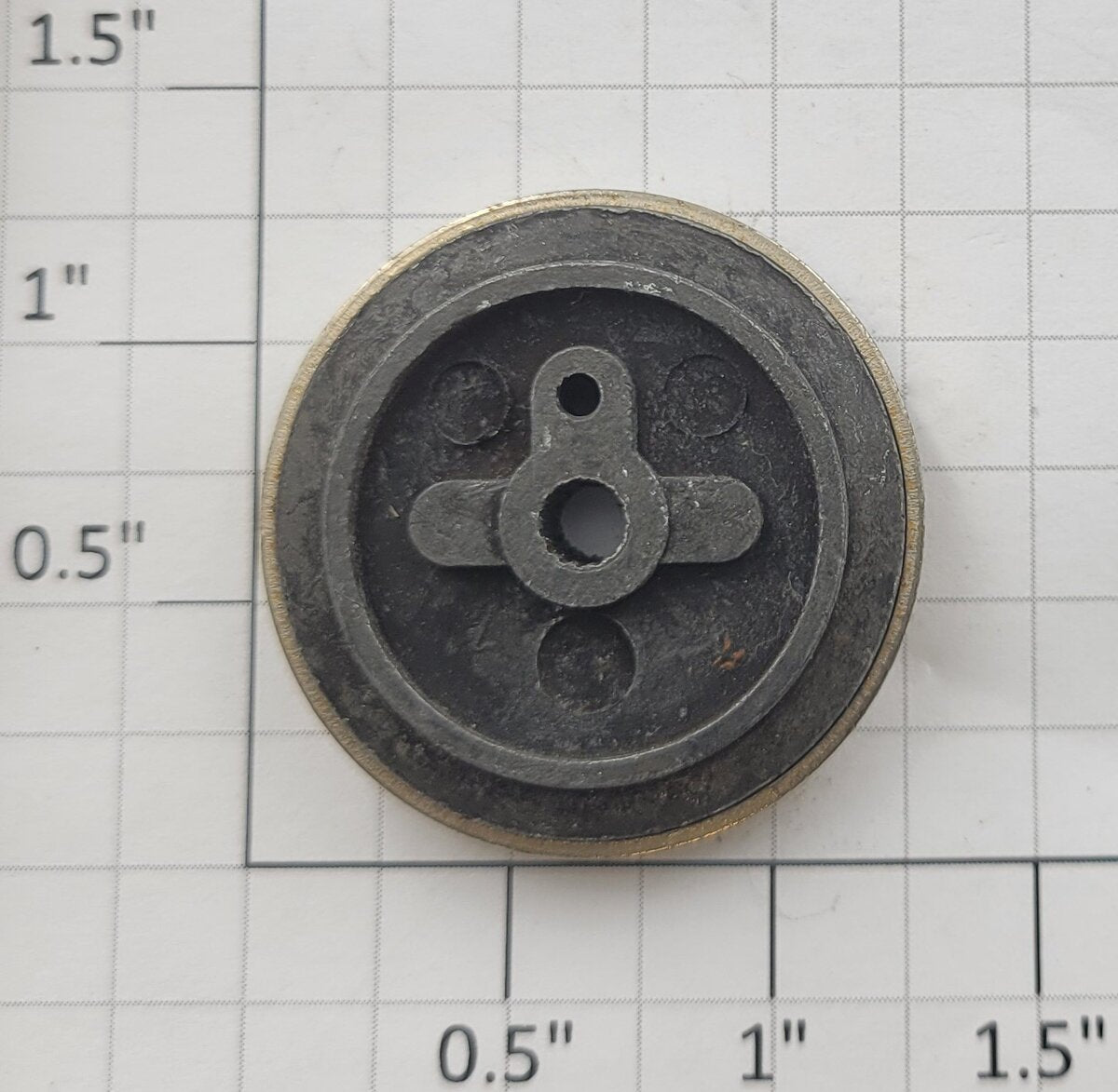 Lionel 726-63 Center Wheel with Nickel Tire