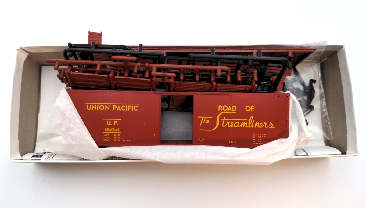 Red Caboose 8041-1c HO Union Pacific 40' AAR Boxcar #184241 Kit