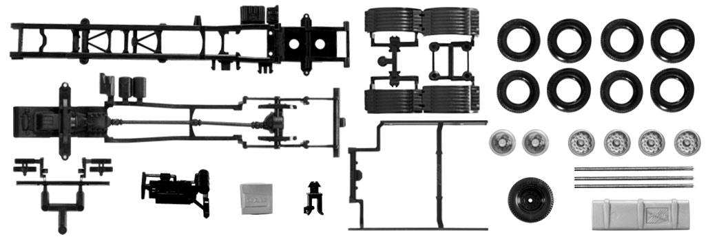 Herpa 083966 1:87 MAN Euro 6 7.45m 3 Axle Chassis Trucks (Set of 2)