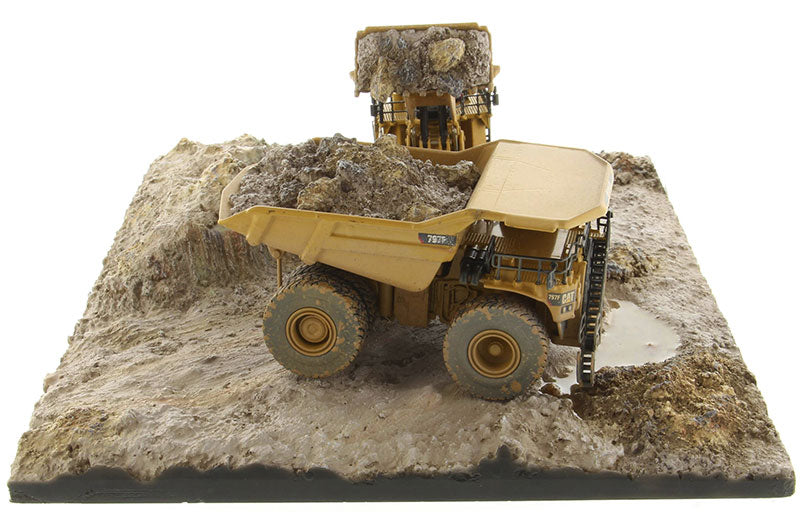 DieCast Masters 85762 1:125 CAT 994K Wheel Loader & CAT 797 Mining