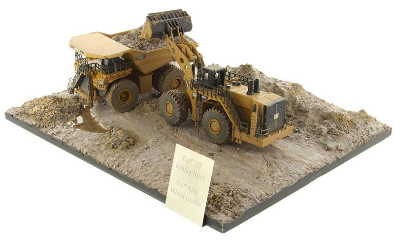 DieCast Masters 85762 1:125 CAT 994K Wheel Loader & CAT 797 Mining Truck Diecast