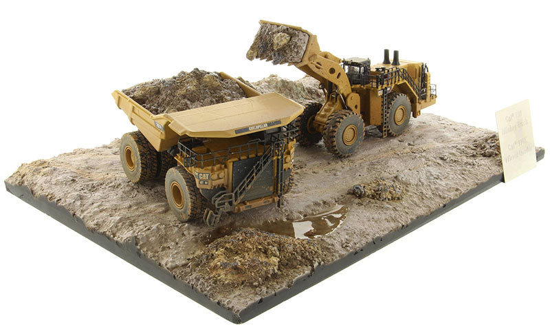 DieCast Masters 85762 1:125 CAT 994K Wheel Loader & CAT 797 Mining Truck Diecast
