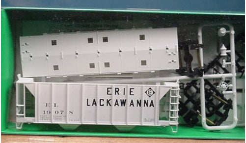 Bowser 56142 HO Erie Lackawanna 70 Ton 2 Bay Covered Hoper Car Road # 19078 Kit