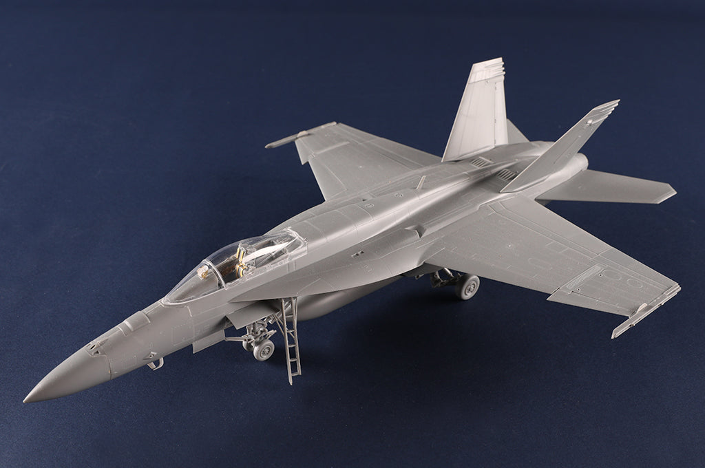 Hobby Boss 85818 1:48 F/A-18E Super Hornet VFC-12 Aircraft Plastic Model Kit