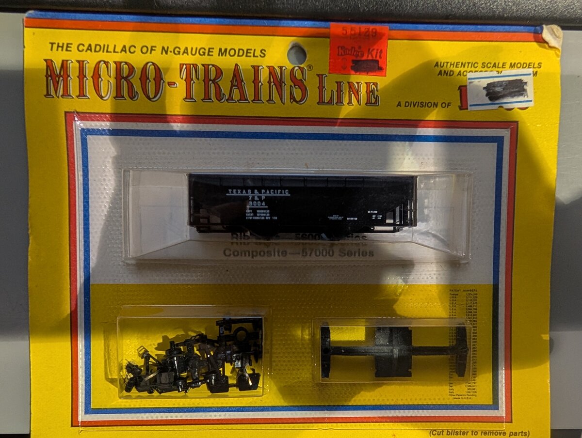 Micro-Trains 55129 N Gauge Texas & Pacific Rib Side Freight Car #9004 Kit