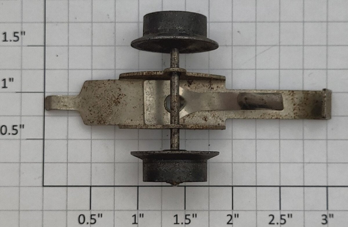 Lionel 1001-13 Metal 2-Wheel Spoked Wheel Scout Steam Loco Rear Truck & Drawbar