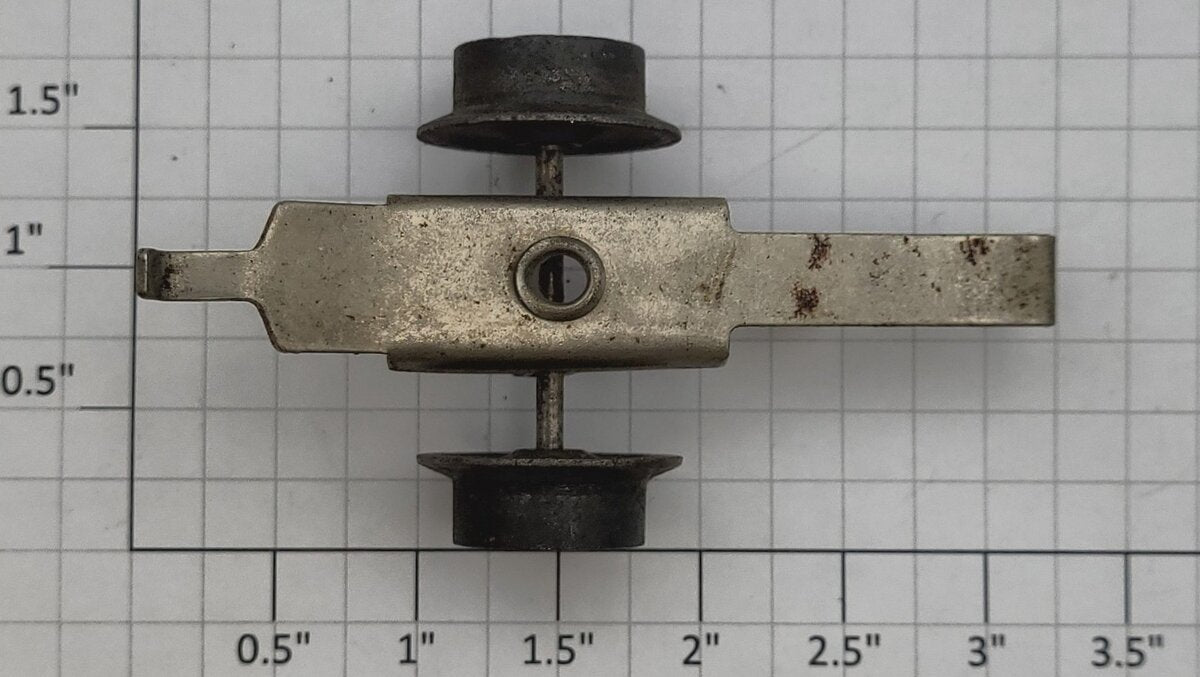 Lionel 1001-13 Metal 2-Wheel Spoked Wheel Scout Steam Loco Rear Truck & Drawbar