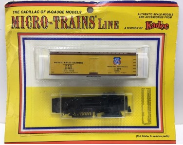 Micro-Trains 49259 N Gauge Pacific Fruit Express Wood Reefer Car #31425 Kit