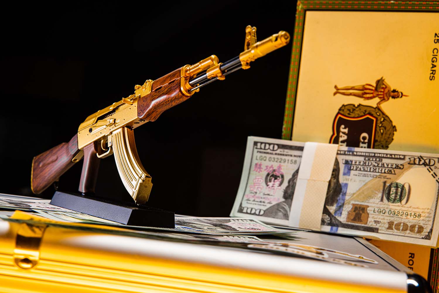 GoatGuns AK-GOLD 1:3 Gold AK47 Diecast Model Kit