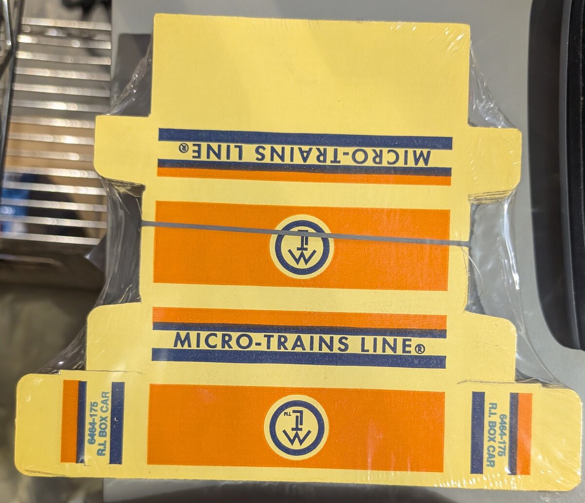 Micro-Trains 6464-175 N Scale Set of Unassembled Boxes for N Scale Trains