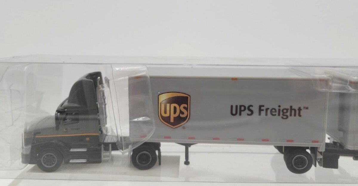 Trucks N' Stuff SP163 HO Scale UPS Freight Volvo Day Cab Single Axle Semi Truck