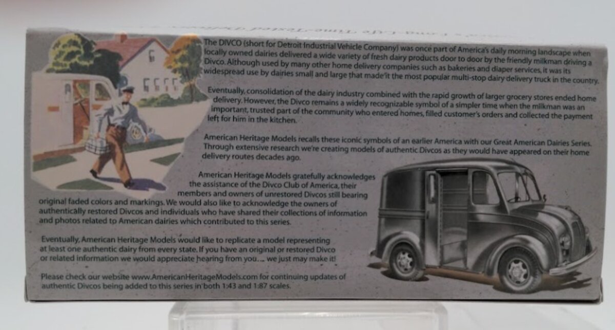 American Heritage 1:43 Divco Borden''s Dairy Product Delivery Truck W/Driver