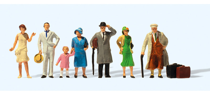 Preiser 12446 HO 1925-1930 Passers-By Figures (Set of 6)