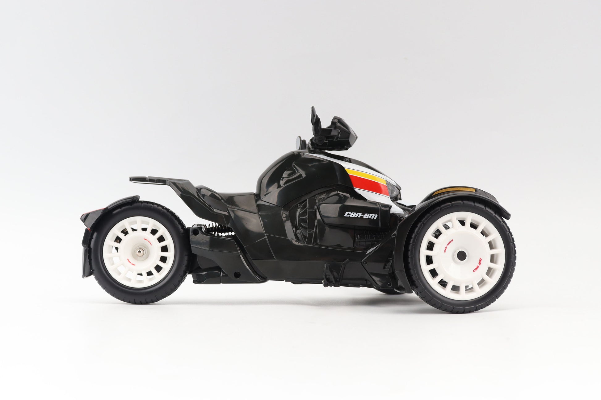 DieCast Masters 30603 1:6 Can-Am RC Ryker Rally 3-Wheel Motorcycle