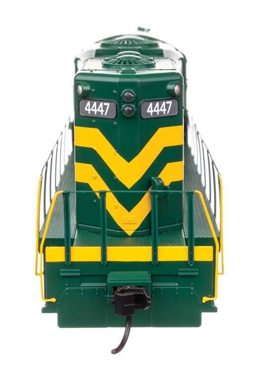 Walthers 910-10492 HO CV EMD GP9 Diesel Locomotive Ph. II with High Hood #4447