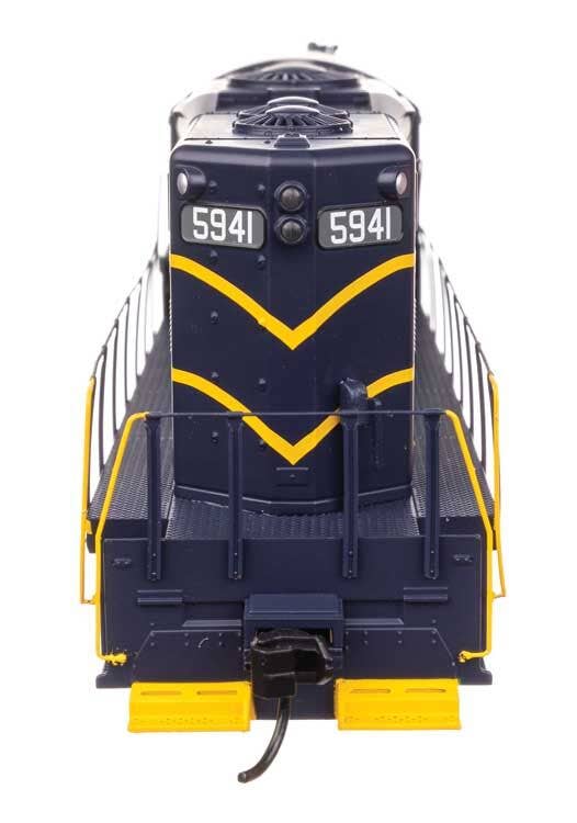 Walthers 910-20493 HO C&O EMD GP9 Diesel Locomotive Ph. II w/ Sound & DCC #5941
