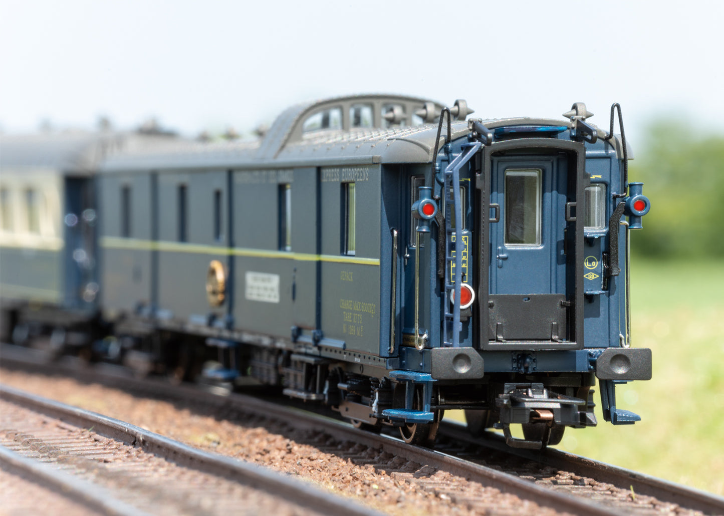 Marklin 42470 HO EDELWEISS Parlor Car Set