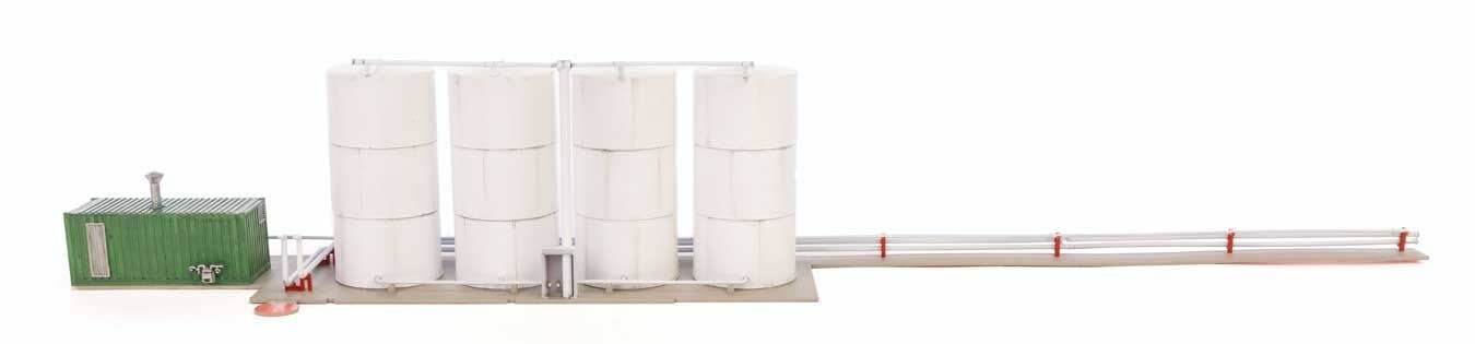 Walthers 933-4181 HO Corn Syrup Transfer Transload Facility Kit