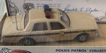 White Rose Collectibles 99107 1:43 Tan Police Patrol 1988 Chevrolet Caprice