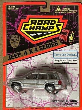 Road Champs 6470 1:43 Diecast Silver Jeep Grand Cherokee Limited