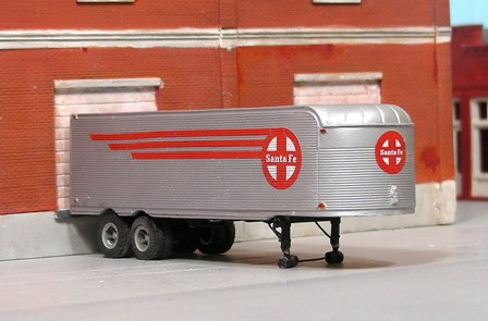 Sylvan Scale Models T-029-1 HO Santa Fe 32' Stainless Dry Van Trailer Resin Kit
