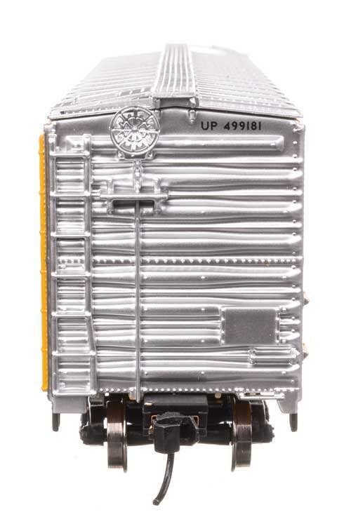 Walthers 910-2872 HO Union Pacific 50' PC&F Insulated Boxcar RTR #499181