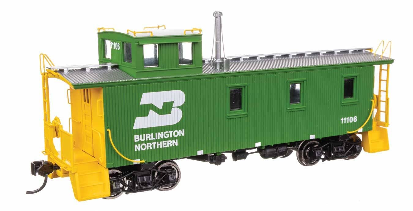 Walthers 920-103256 HO BN 30' GTW Style Wood Caboose w/ Offset Coupola #11106