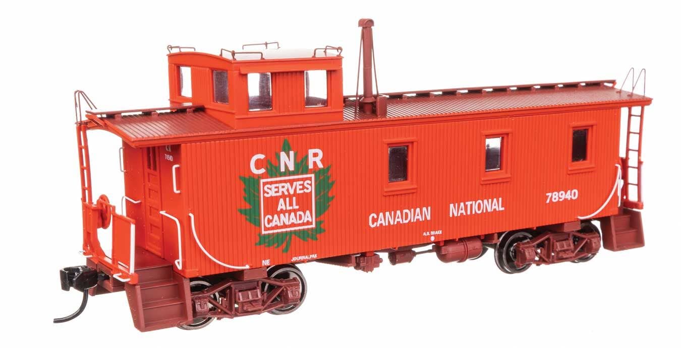 Walthers 920-103257 HO CN 30' GTW Style Wood Caboose w/ Offset Coupola #78940