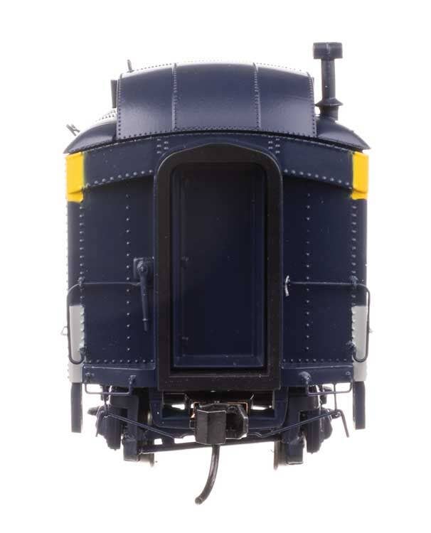 Walthers 920-17414 HO C&O 70' Heavyweight RPO-Baggage Car w/ Clerestory Roof #83