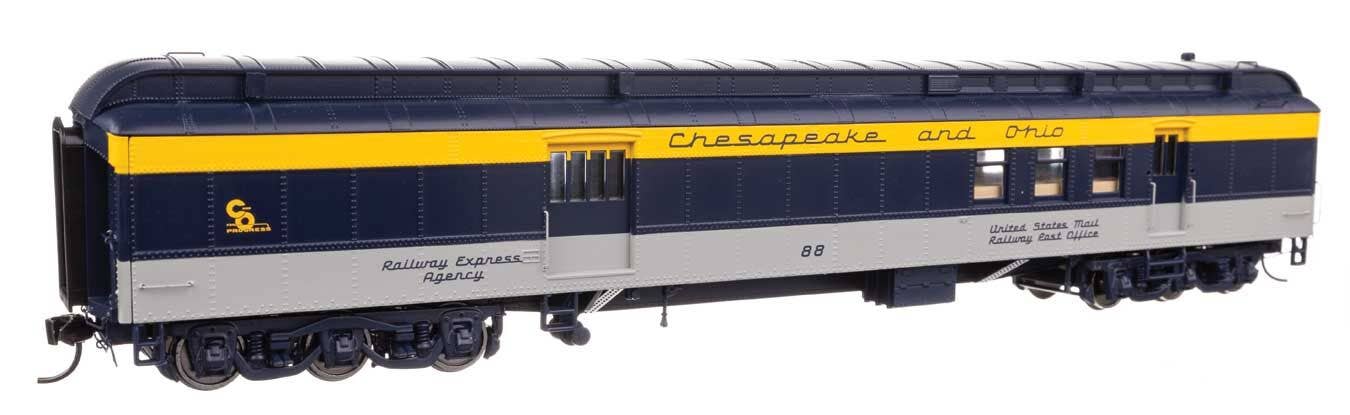 Walthers 920-17415 HO C&O 70' Heavyweight RPO-Baggage Car w/ Clerestory Roof #88