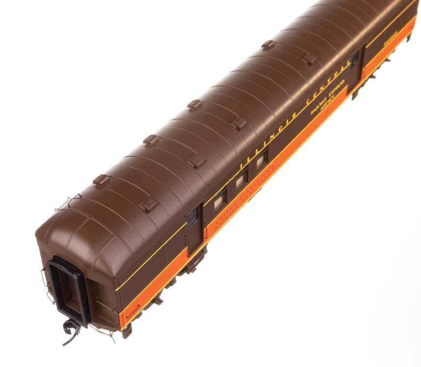 Walthers 920-17418 HO IC 70' Heavyweight RPO-Baggage Car w/ Arched Roof #361