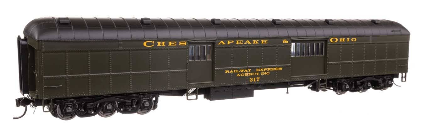 Walthers 920-17503 HO C&O 70' Heavyweight Baggage Car with Arched Roof RTR #317