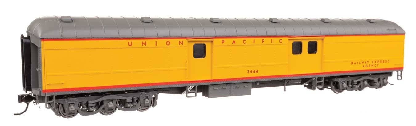Walthers 920-17510 HO UP 70' Heavyweight Baggage Car with Arched Roof RTR #3064