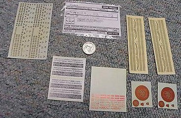 Walthers 77-92 HO Pennsylvania Diesel Frt-Passenger Gold & Red Decal Set