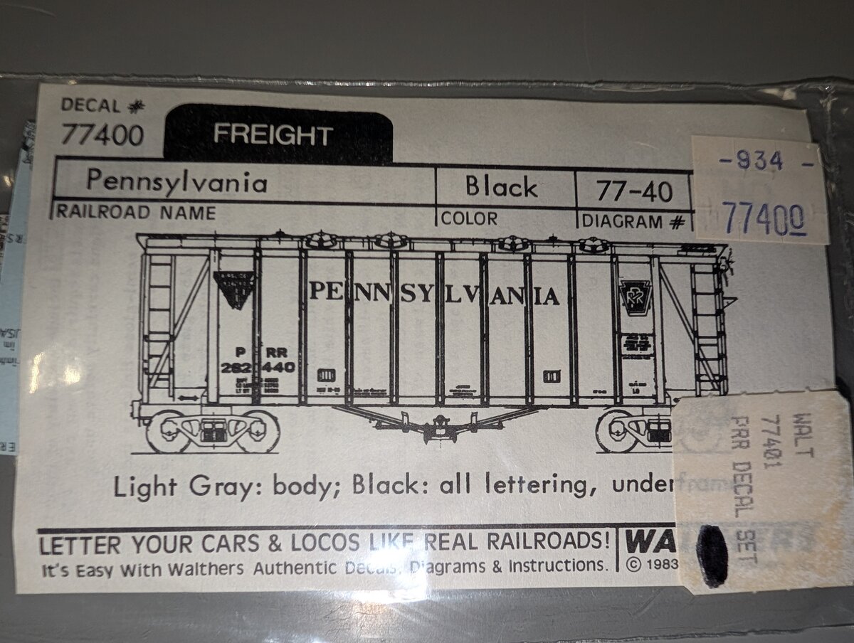 Walthers 77400 HO Pennsylvania Freight Container Car Black Decal Set