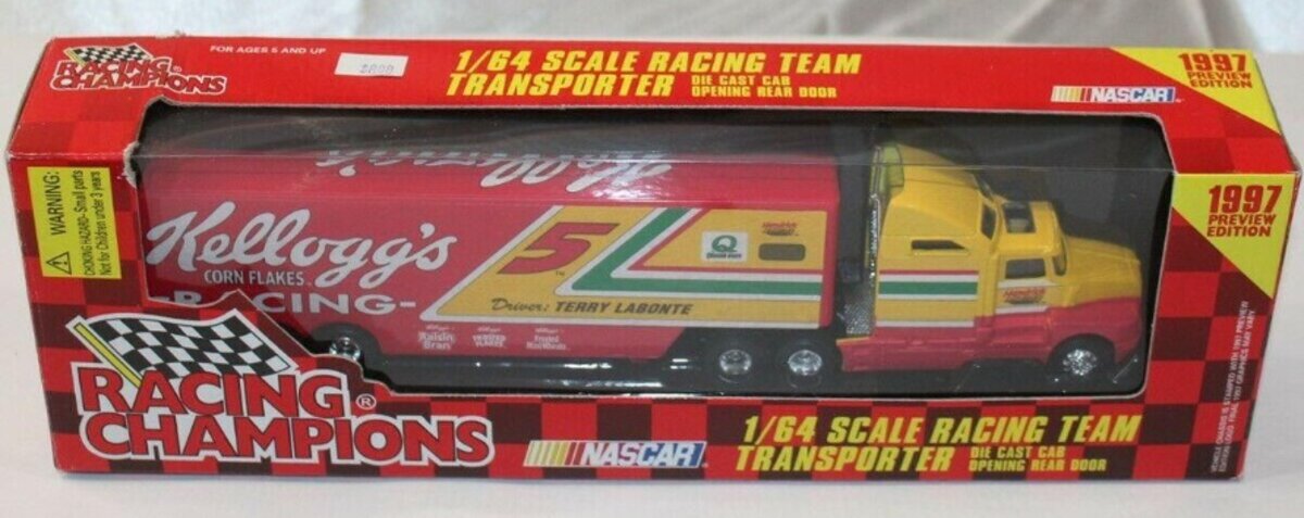 Racing Champions 03400 1:64 Racing Team Transporter 1:64 NASCAR #5 Terry Labonte