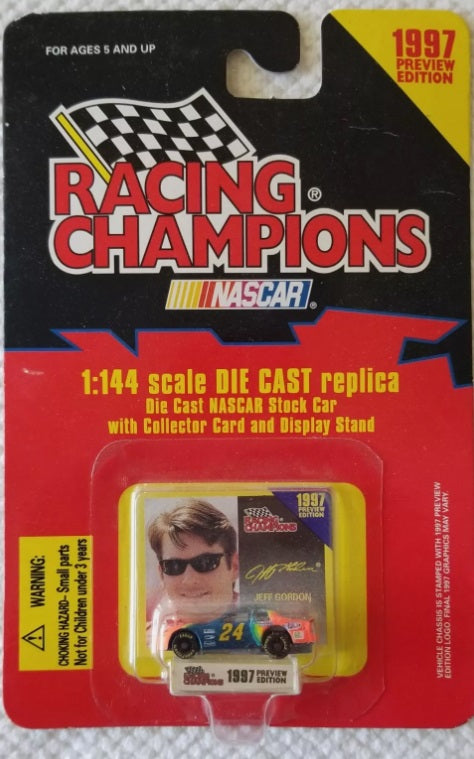 Racing Champions 01153 1/64 # 24 Jeff Gordon Du Pont Car & Card NASCAR