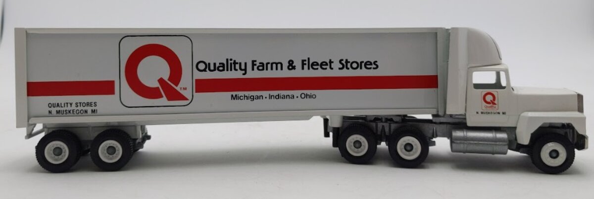 Winross 1/64 Scale Quality Farm & Fleet  Stores Tractor Trailer