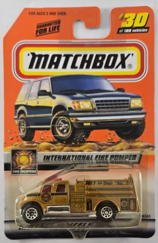 Matchbox 963473 1:64 1999 Fire Fighters International Pumper Gold Toy Truck #30
