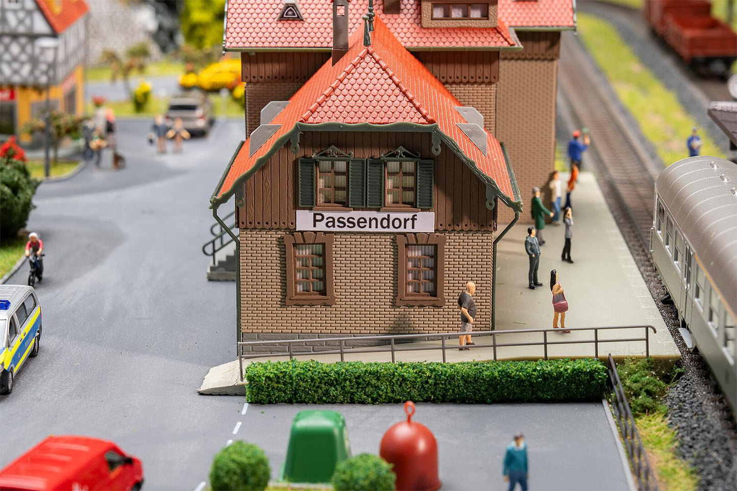 Faller 190035 HO Promotional Set Passendorf Railway Station Building Kit