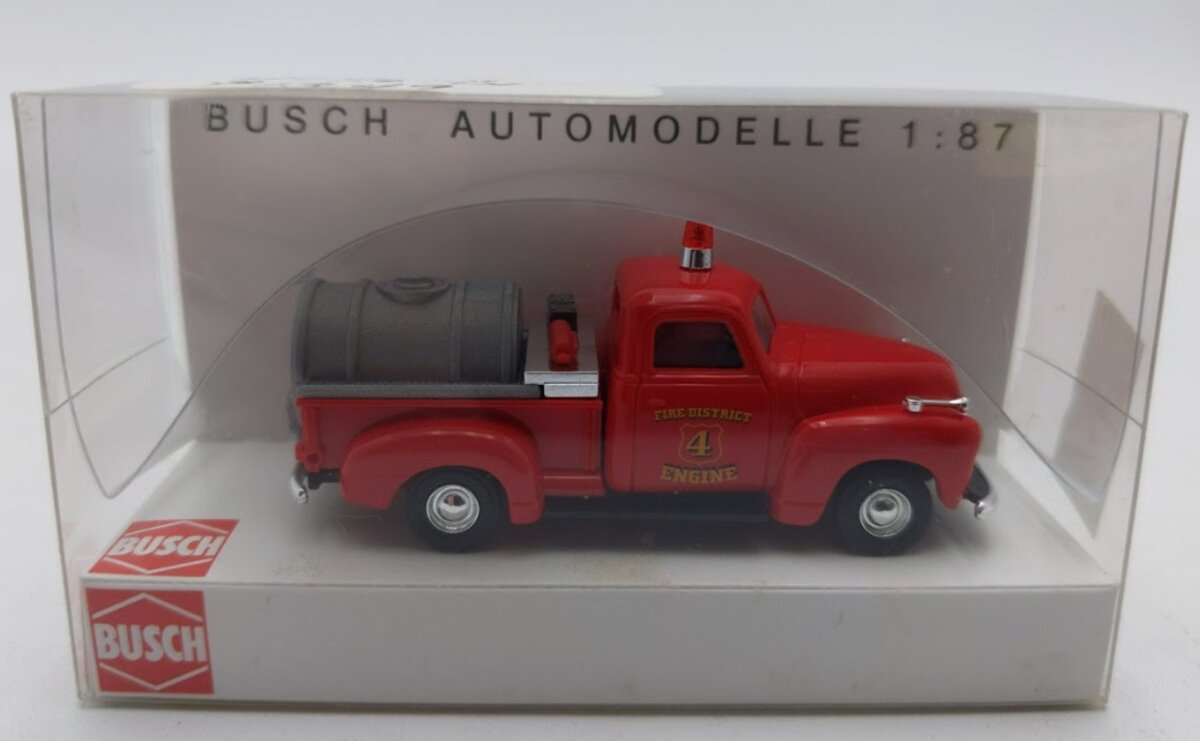 E-R Models 48211 1:87 Busch Chevrolet Pick-Up Fire Department Pumper # 4