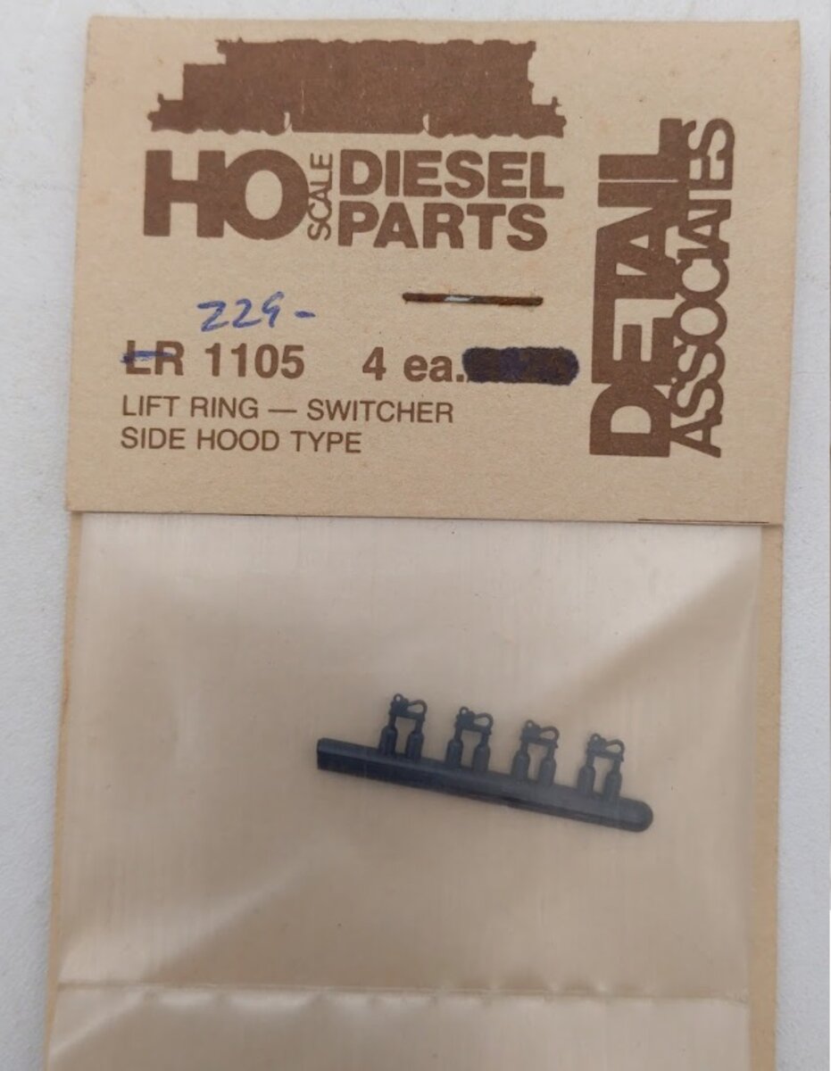 Detail Associates 1105 HO Lift Ring Switcher Side Hood Type (Set of 4)